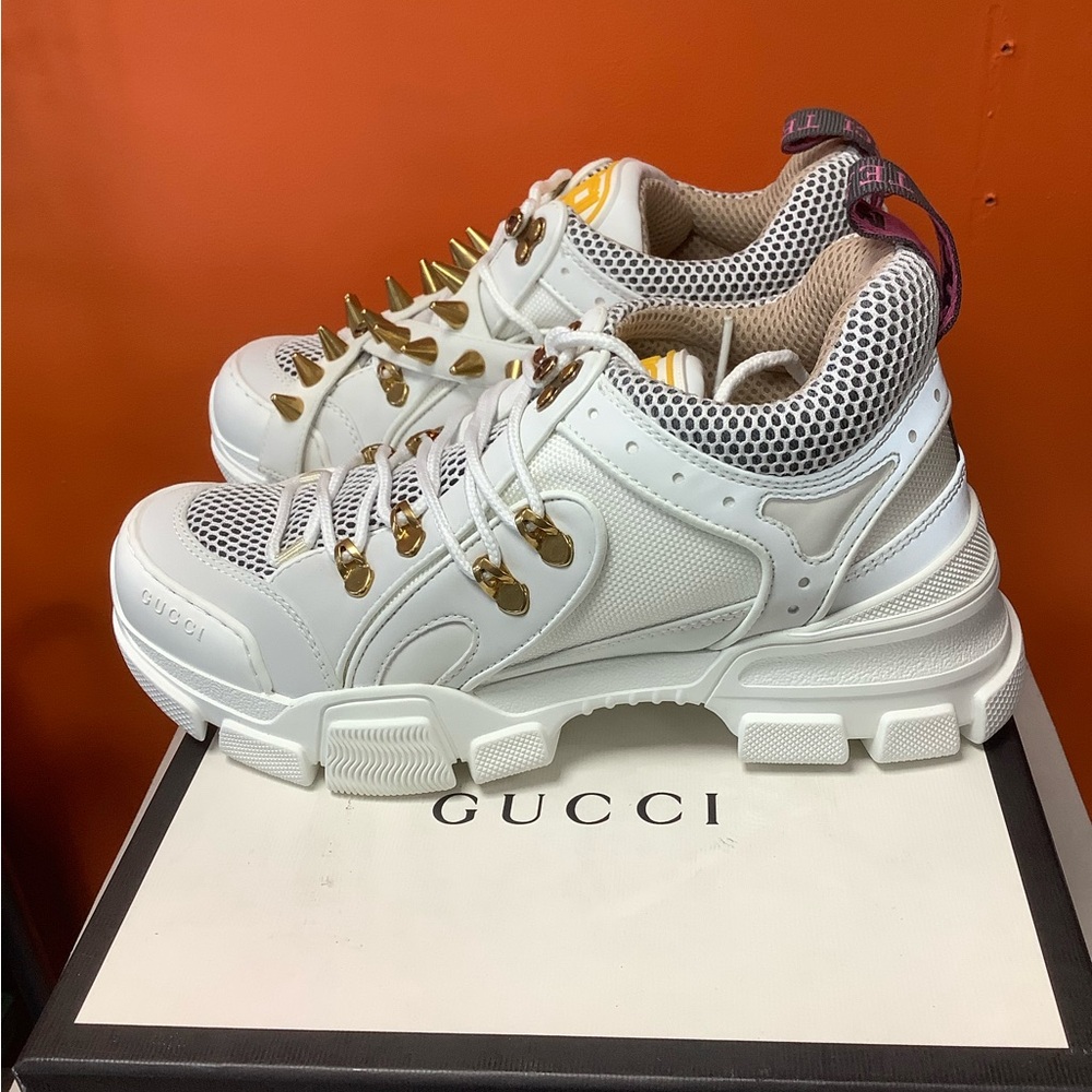 Gucci Flashtrek Sneakers - Picture 6 of 15
